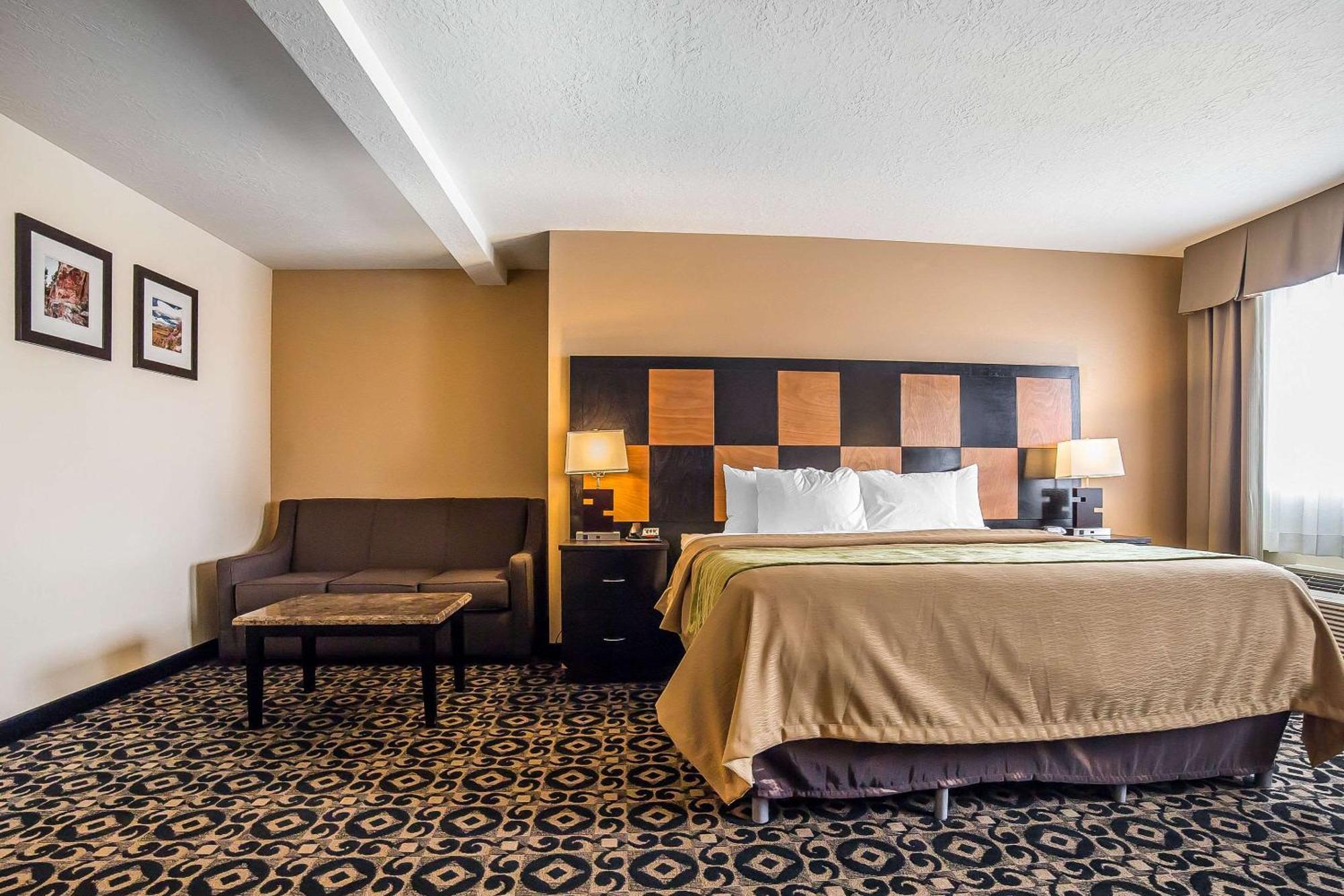 Comfort Inn Ballard-Roosevelt Ngoại thất bức ảnh
